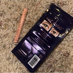 Tarte high performance naturals fake awake instant highlighter ✨🤍